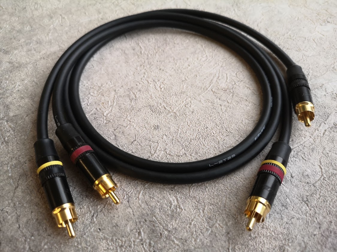 RCA cable Neutrik Rean NYS373