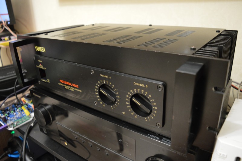 Yamaha P2100 Professional Yamaha P2100 Professional
